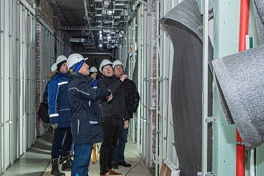 Ход строительства академии настольного тенниса в Оренбурге контролируют депутаты ЗС